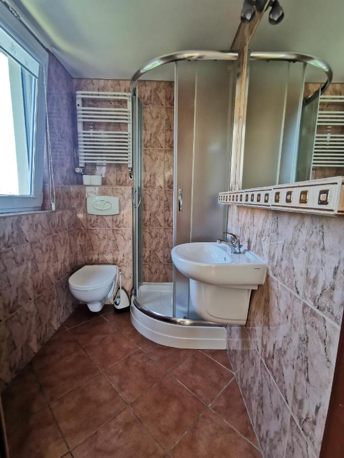 Sympatik Panzió Jastrzębia Góra Kültér fotó